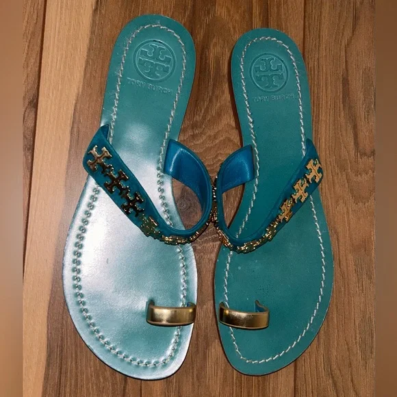 Tory Burch Val Flat Toe Ring Sandal - Suede/Gold Logo 8.5M - Picture 2 of 8